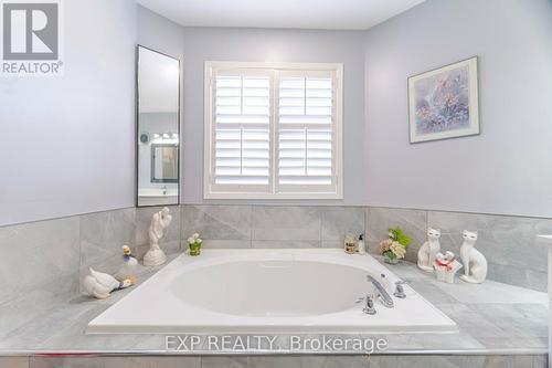 891 Stonebridge Avenue, Mississauga (East Credit), ON - Indoor Photo Showing Bathroom