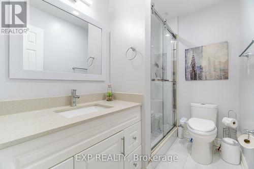 891 Stonebridge Avenue, Mississauga (East Credit), ON - Indoor Photo Showing Bathroom