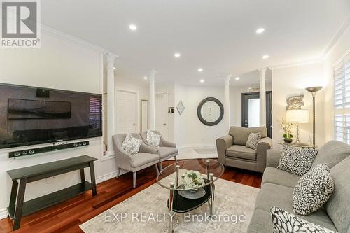 891 Stonebridge Avenue, Mississauga (East Credit), ON - Indoor Photo Showing Living Room