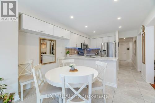 891 Stonebridge Avenue, Mississauga, ON - Indoor Photo Showing Dining Room