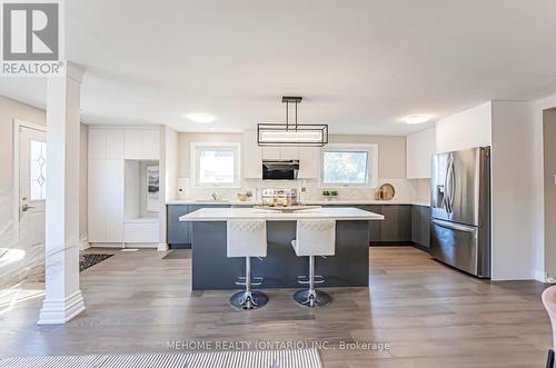 1266 Pallatine Drive, Oakville (College Park), ON - Indoor Photo Showing Kitchen With Upgraded Kitchen