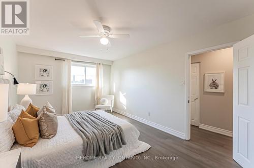 1266 Pallatine Drive, Oakville, ON - Indoor Photo Showing Bedroom