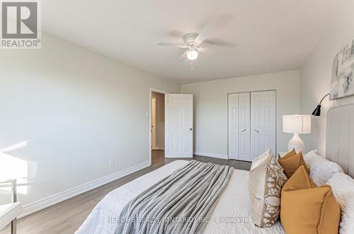 1266 Pallatine Drive, Oakville, ON - Indoor Photo Showing Bedroom