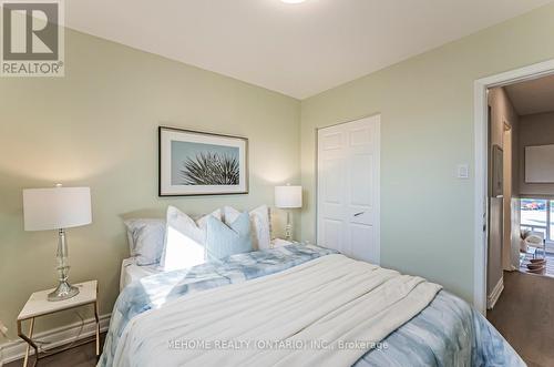 1266 Pallatine Drive, Oakville, ON - Indoor Photo Showing Bedroom