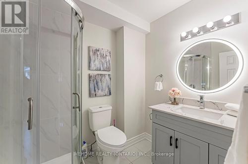 1266 Pallatine Drive, Oakville, ON - Indoor Photo Showing Bathroom