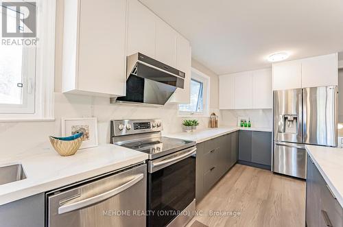 1266 Pallatine Drive, Oakville (College Park), ON - Indoor Photo Showing Kitchen