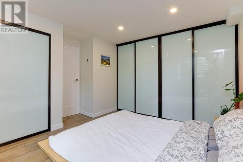 2229 Oak Street, Vancouver, BC - Indoor Photo Showing Bedroom