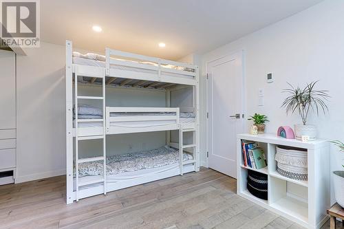 2229 Oak Street, Vancouver, BC - Indoor Photo Showing Bedroom