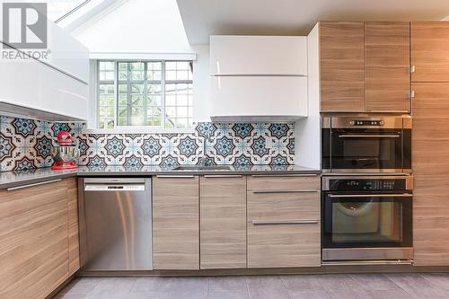 2229 Oak Street, Vancouver, BC - Indoor Photo Showing Kitchen