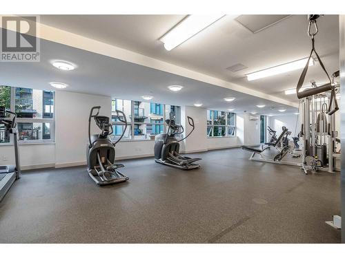 804 5665 Boundary Road, Vancouver, BC - Indoor Photo Showing Gym Room