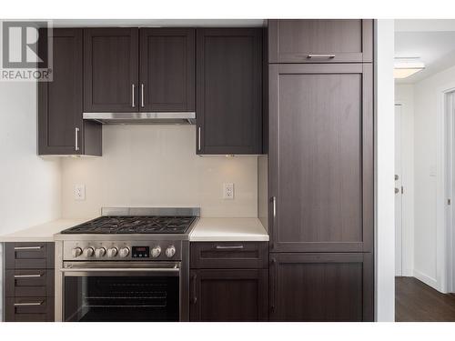 804 5665 Boundary Road, Vancouver, BC - Indoor Photo Showing Kitchen