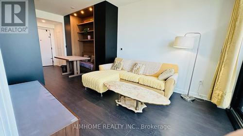 3602 - 55 Charles Street E, Toronto, ON - Indoor