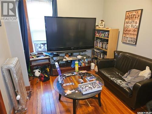 409 Main Street, Saskatoon, SK - Indoor Photo Showing Living Room