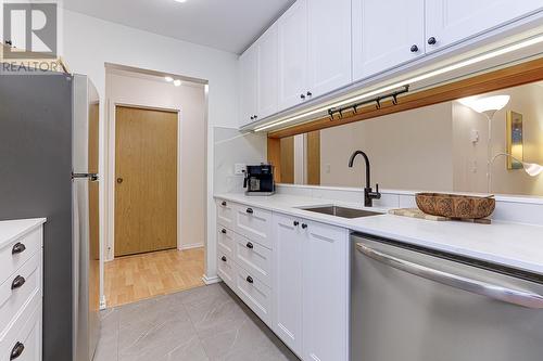 234 7651 Minoru Boulevard, Richmond, BC - Indoor Photo Showing Kitchen