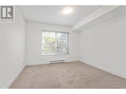 302 2468 Atkins Avenue, Port Coquitlam, BC - Indoor Photo Showing Other Room