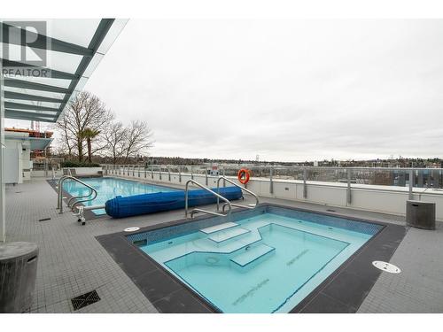 606 1888 Gilmore Avenue, Burnaby, BC - Outdoor With In Ground Pool