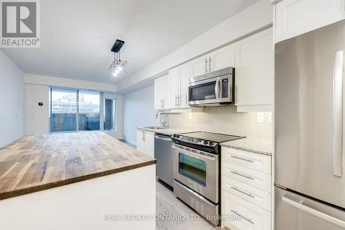 213 - 125 Western Battery Road, Toronto (Niagara), ON - Indoor Photo Showing Kitchen