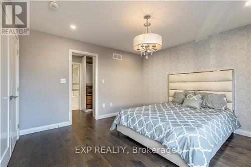 7 - 35 Midhurst Heights, Hamilton (Stoney Creek Mountain), ON - Indoor Photo Showing Bedroom