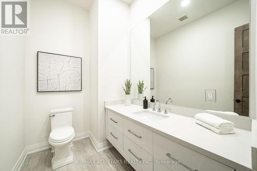 72 Grayfield Drive, Whitchurch-Stouffville, ON - Indoor Photo Showing Bathroom