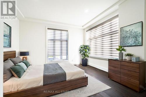 72 Grayfield Drive, Whitchurch-Stouffville (Ballantrae), ON - Indoor Photo Showing Bedroom