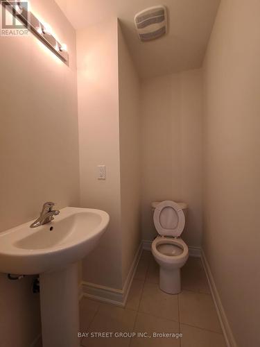 3385 Sixth Line, Oakville, ON - Indoor Photo Showing Bathroom