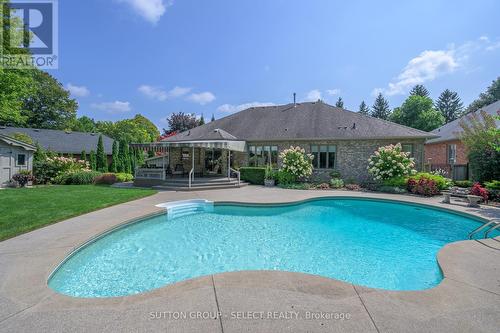 6 Tetherwood Court, London, ON - Outdoor With In Ground Pool With Backyard