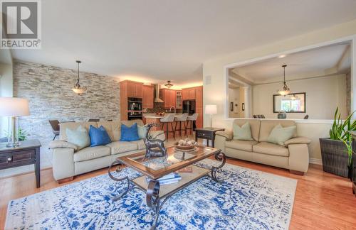 2386 Wasaga Drive, Oakville (Iroquois Ridge North), ON - Indoor Photo Showing Living Room