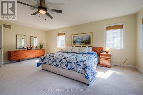 2386 Wasaga Drive, Oakville, ON - Indoor Photo Showing Bedroom