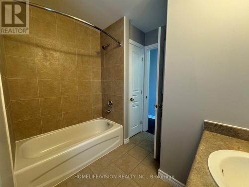 Main - 36 Magnificent Way, Hamilton (Binbrook), ON - Indoor Photo Showing Bathroom