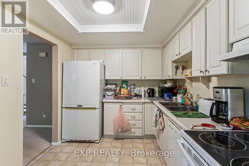 69 - 472 Wilkins Street, London, ON - Indoor Photo Showing Kitchen