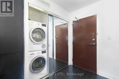 343 - 10 Capreol Court, Toronto, ON - Indoor Photo Showing Laundry Room