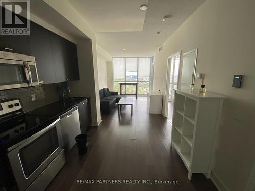 3010 - 88 Sheppard Avenue E, Toronto, ON - Indoor Photo Showing Kitchen