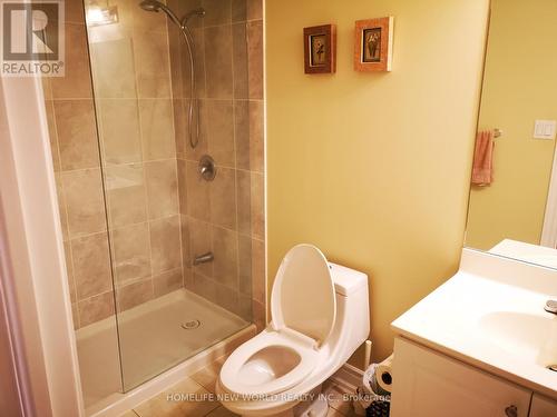 4471 Weeping Willow Drive, Mississauga, ON - Indoor Photo Showing Bathroom