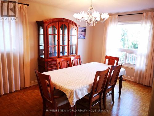 4471 Weeping Willow Drive, Mississauga, ON - Indoor Photo Showing Dining Room