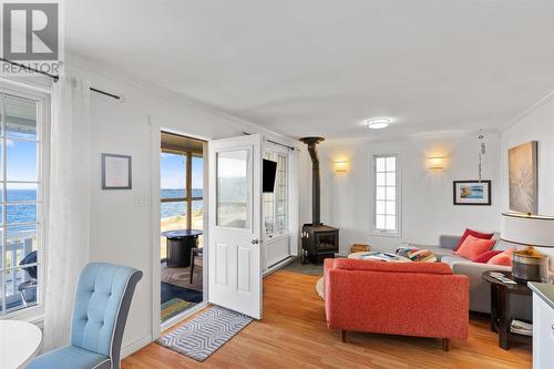 8-10 Long Point Cove Road, Heart'S Delight - Islington, NL - Indoor Photo Showing Living Room