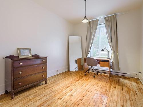 Master bedroom - 6933  - 6935 Av. D'Outremont, Montréal (Villeray/Saint-Michel/Parc-Extension), QC - Indoor