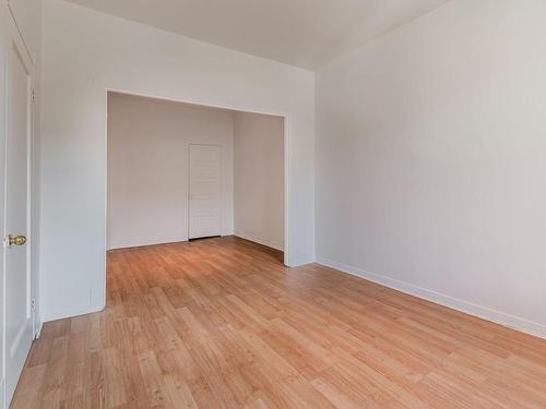 Master bedroom - 6933  - 6935 Av. D'Outremont, Montréal (Villeray/Saint-Michel/Parc-Extension), QC - Indoor Photo Showing Other Room