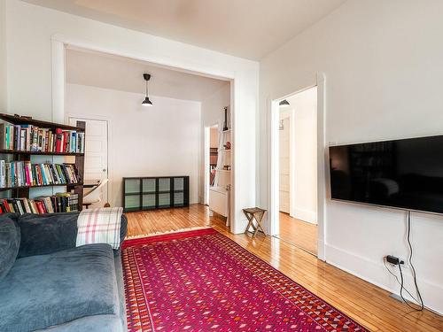 Living room - 6933  - 6935 Av. D'Outremont, Montréal (Villeray/Saint-Michel/Parc-Extension), QC - Indoor Photo Showing Living Room