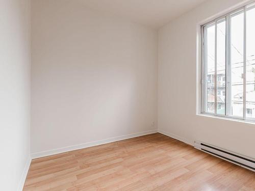 Bedroom - 6933  - 6935 Av. D'Outremont, Montréal (Villeray/Saint-Michel/Parc-Extension), QC - Indoor Photo Showing Other Room