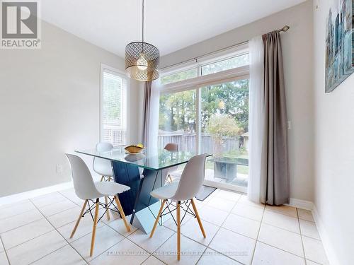 160 Nantucket Drive, Richmond Hill, ON - Indoor Photo Showing Dining Room