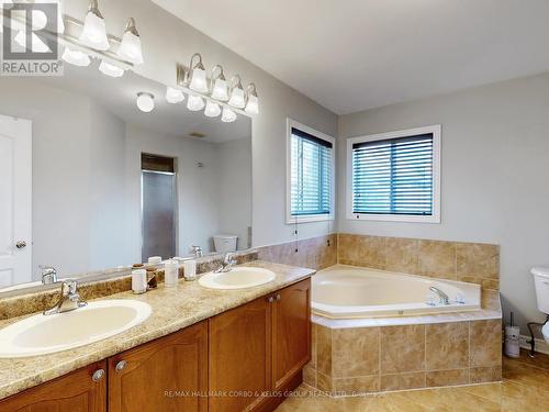 160 Nantucket Drive, Richmond Hill (Oak Ridges Lake Wilcox), ON - Indoor Photo Showing Bathroom