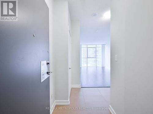 1004 - 4070 Confederation Parkway, Mississauga (Creditview), ON - Indoor Photo Showing Other Room