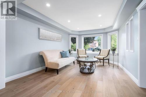 27 Gooderham Drive, Halton Hills (Georgetown), ON - Indoor Photo Showing Living Room