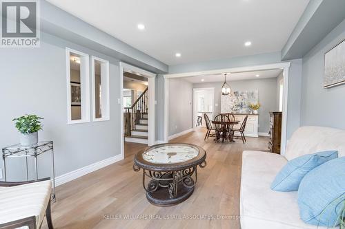 27 Gooderham Drive, Halton Hills (Georgetown), ON - Indoor Photo Showing Living Room