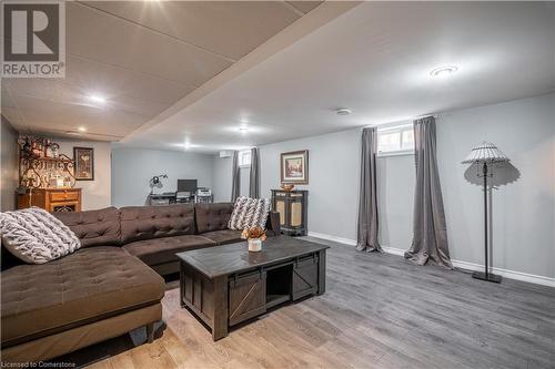 64 Melody Trail, St. Catharines, ON - Indoor Photo Showing Living Room