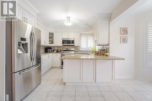 240 Waterbury Street, Caledon (Bolton East), ON - Indoor Photo Showing Kitchen