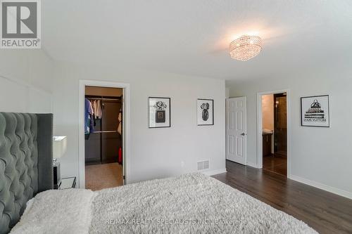 79 Padua Crescent, Hamilton (Stoney Creek), ON - Indoor Photo Showing Bedroom