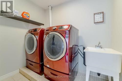 79 Padua Crescent, Hamilton (Stoney Creek), ON - Indoor Photo Showing Laundry Room