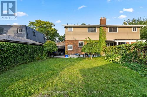 30 Black Knight Road, St. Catharines, ON - Outdoor With Exterior