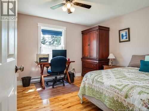 581 Brookside Drive, Fredericton, NB - Indoor Photo Showing Bedroom